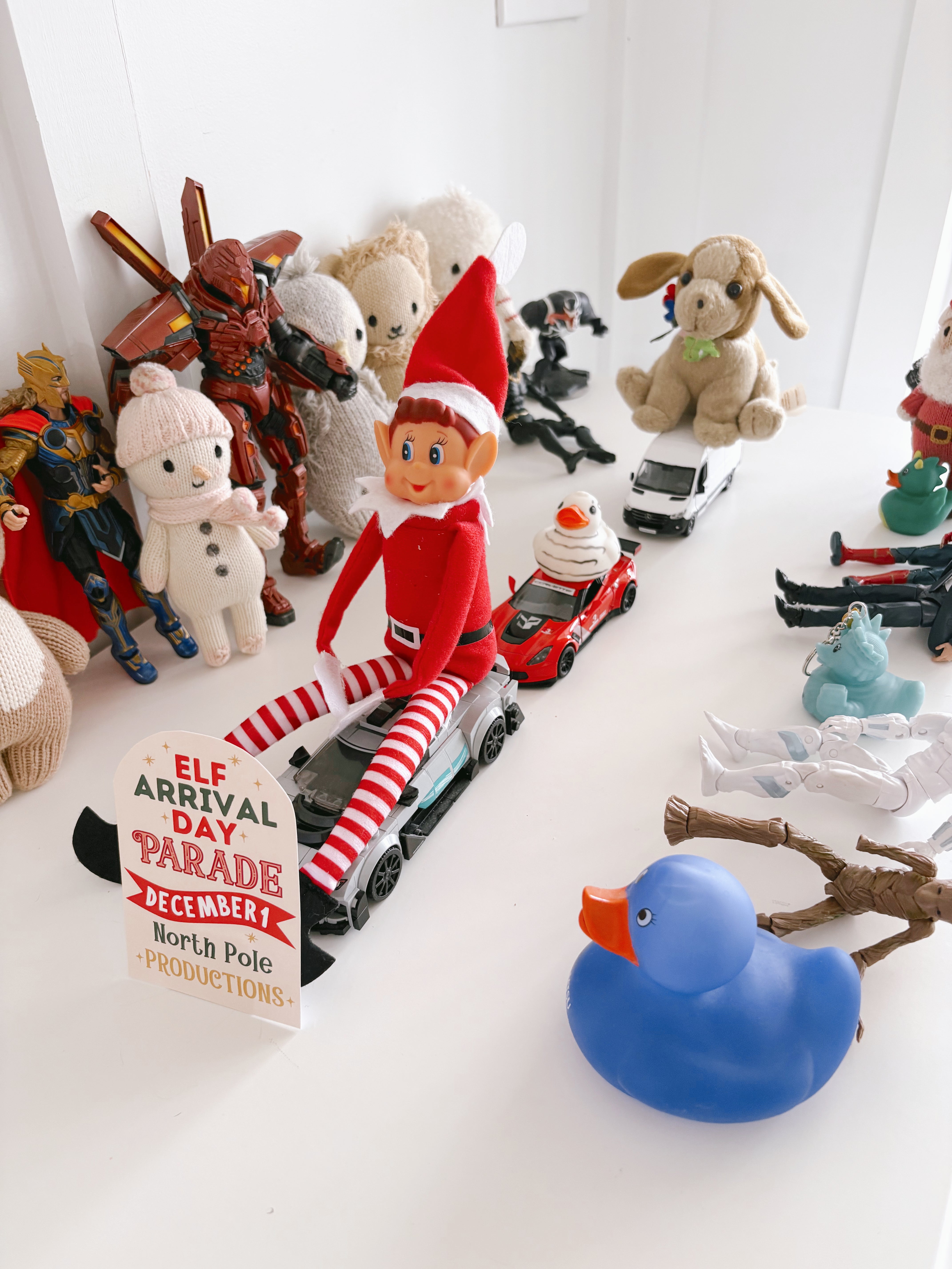 Christmas – The Letter Vee