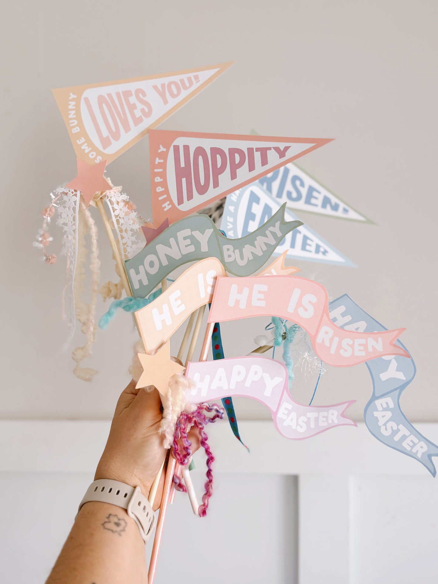 Easter Flag + Tags | printable flags + tags