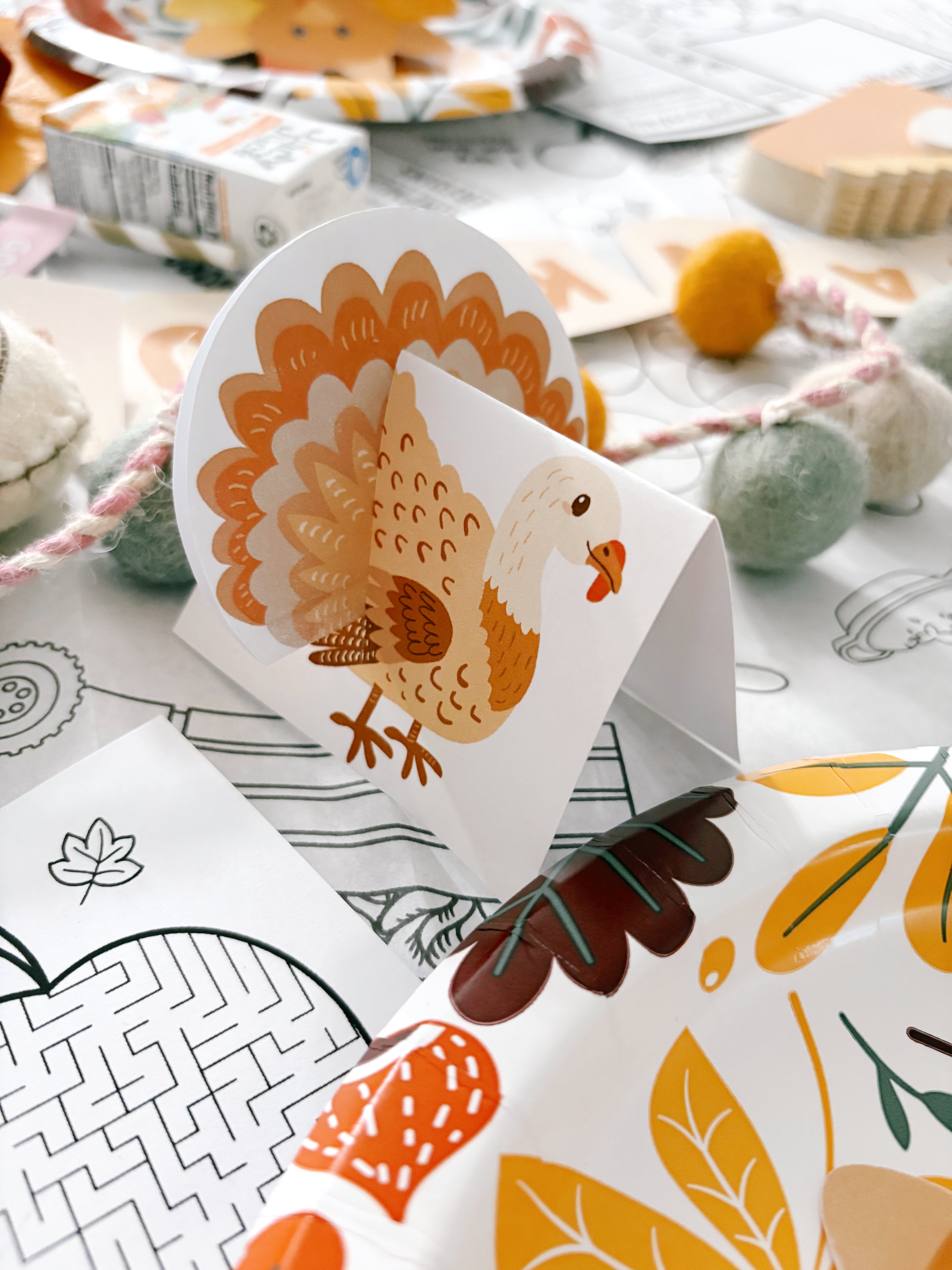 Turkey Place Cards | Printable Thanksgiving Table Decor – The Letter Vee