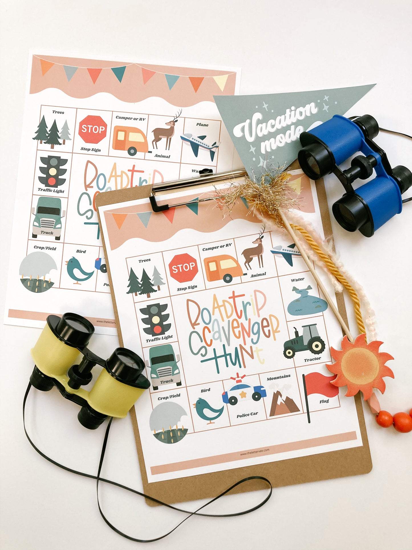 Roadtrip Scavenger Hunt | Activity Printable